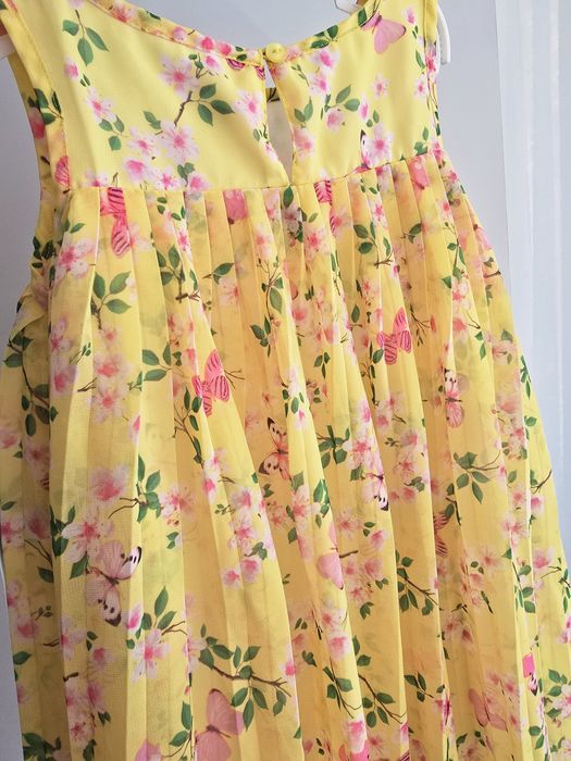 Rochita hm 104 fetite