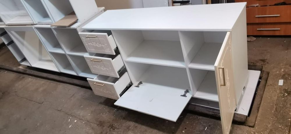 Продам тумбу новая