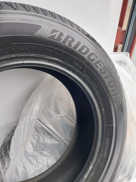 Шины Bridgestone 215/65/16
