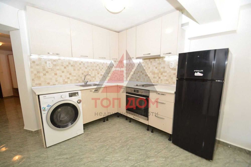 Дава се под наем Двустаен апартамент в Варна, Левски - 58 кв.м за 408 € - Снимка #1