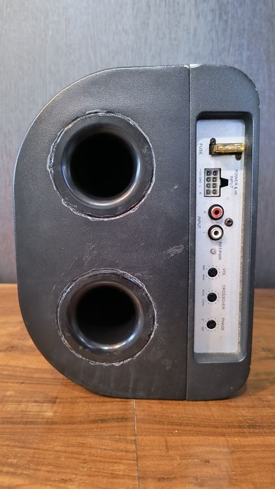 Blaupunkt THB 210A Subwoofer activ Compact