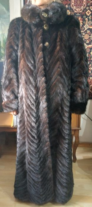 Шуба норковая, 65000 тенге, размер 52-56, в отличном состоянии