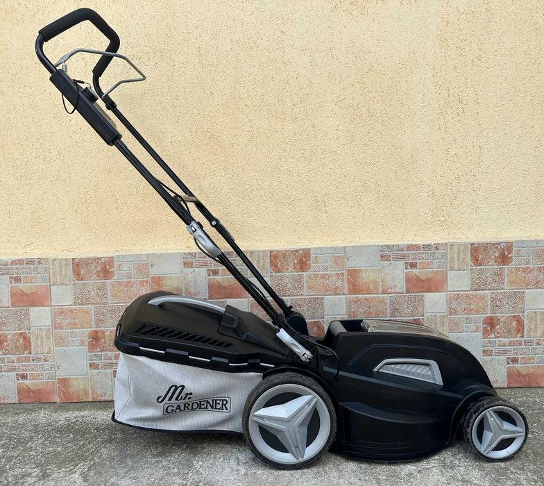 Mr. Gardener Akku 38-2 Li-S - Мощна акумулаторна косачка 40V 38см