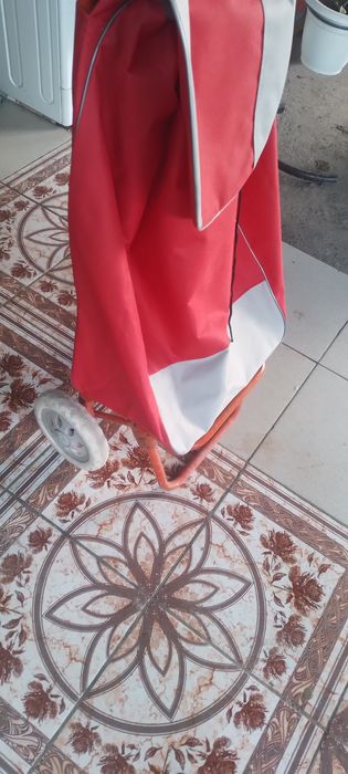 Продам сумку на колесах