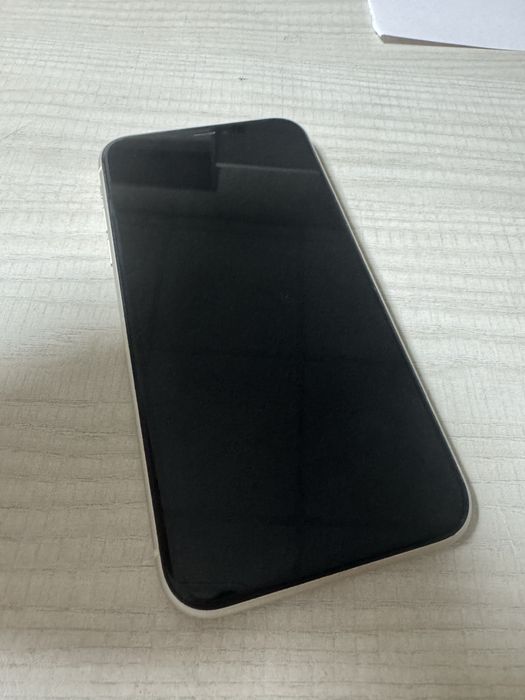 Продам iphone 11