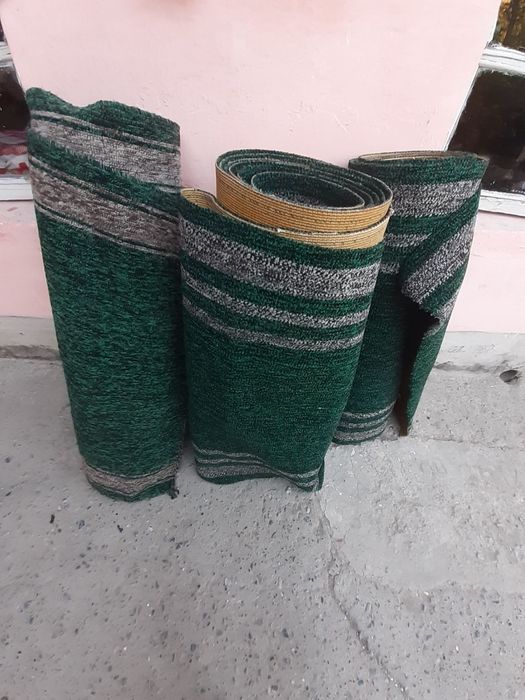 Продаються ковры