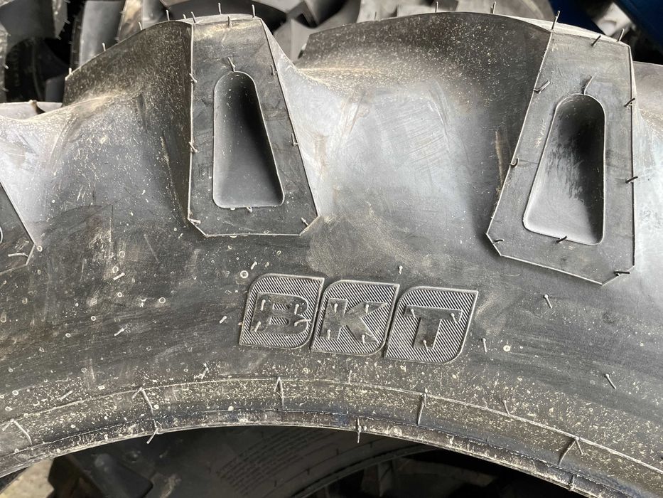BKT Anvelope noi de tractor 8PR 12.4-36 livrare rapida