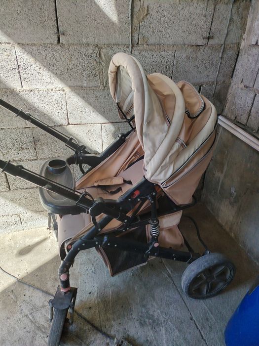 Kalyaska  sotiladi holati yaxshi hamma joyi ishlaydi