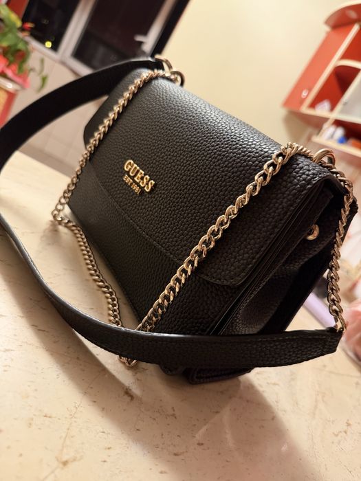Genata de umar Guess