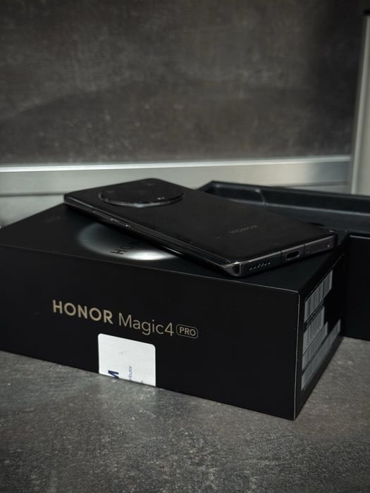 Като нов* Honor Magic 4 PRO
