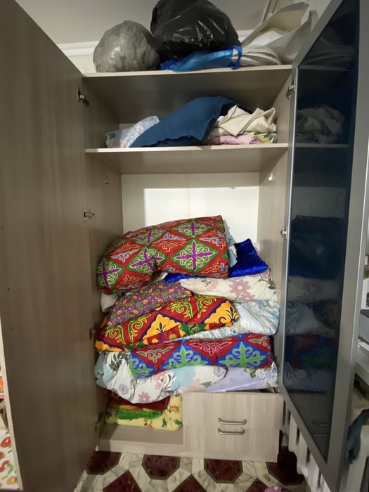 Шкаф сатылады продается