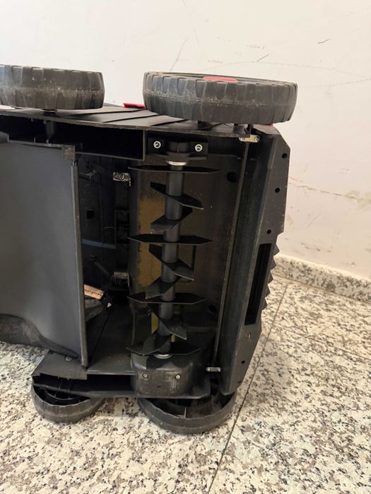 075337	Аератор 2в1 1400W 32cm 30L 2 вала RD-ESC01