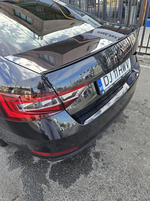 SKODA Superb 2018 — imagine 4