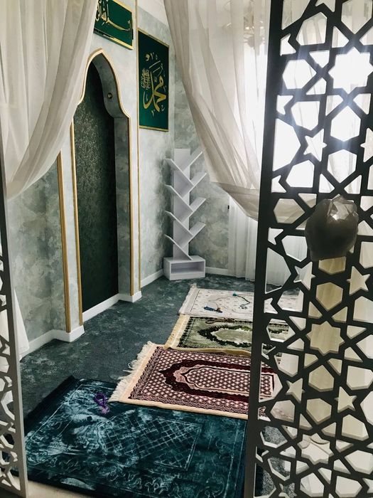 Kiitob javon, bookshelf, книжная полка.