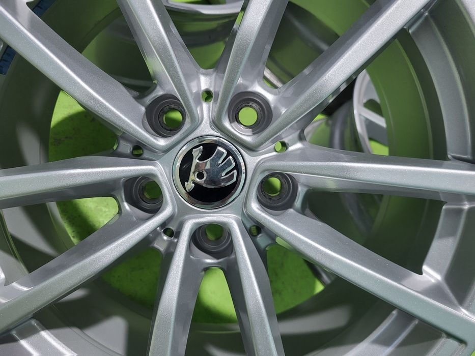 17 5x112 Skoda лети джанти 5х112 шкода