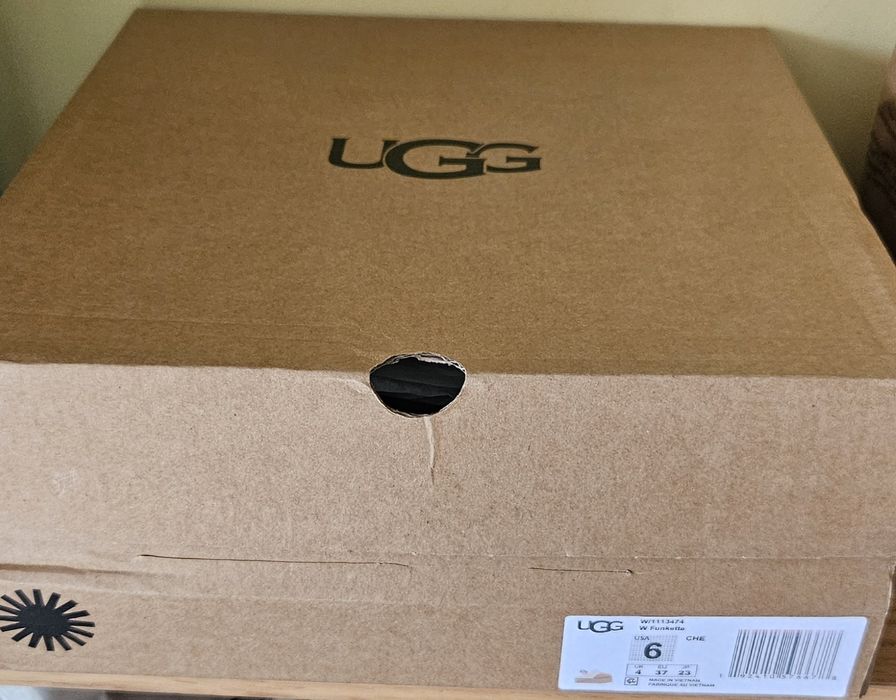 Нови UGG велурени боти с пух без закопчаване с кожа кафяви 37