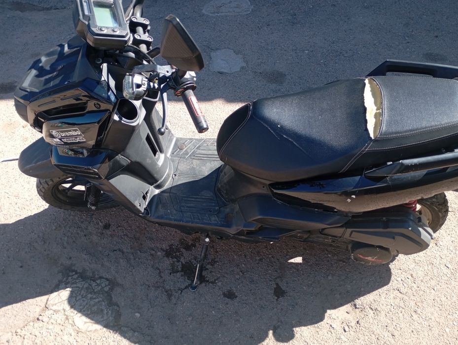 Продам мопед танк