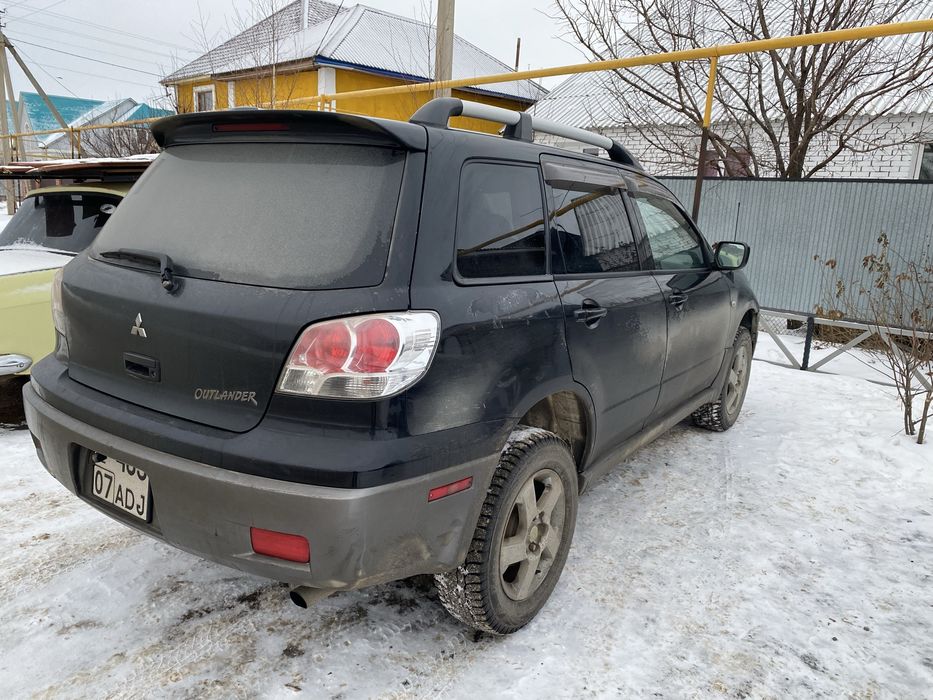 Митсубиси аутландер