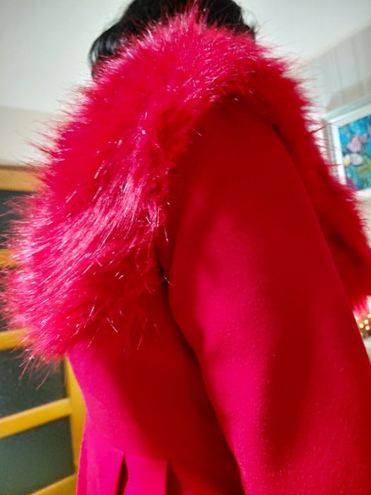 Palton rosu cu blanita detasabila 40