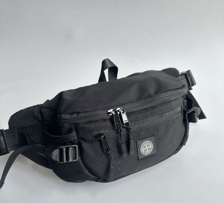 Нова черна чанта crossbody Stone Island