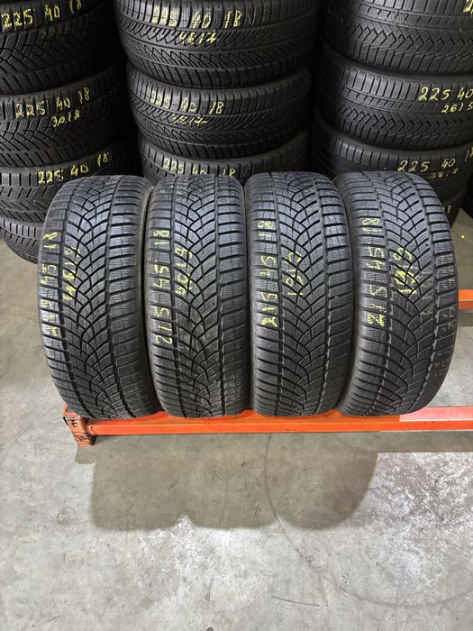 Anvelope Iarna 215/45/18 GoodYear UltraGrip Performance 215 45 18 R18