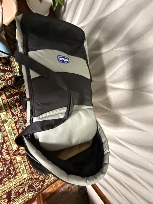 Продам коляску 2 в 1 вместе с переносноской