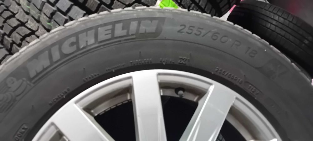Оригинални джанти с гуми/Audi Q7/