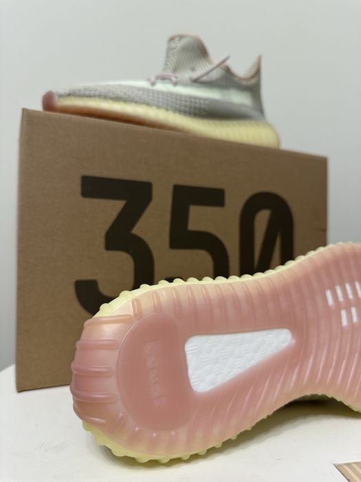 Yeezy 350 Boost  - Citrin