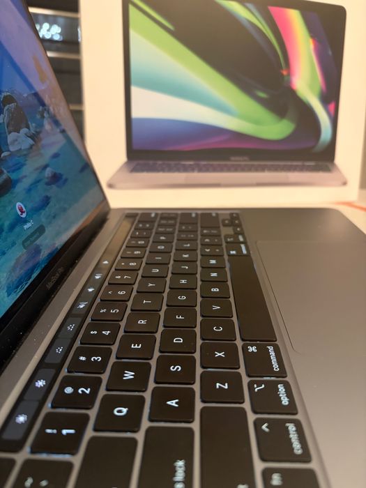 MacBook Pro С Touchbar