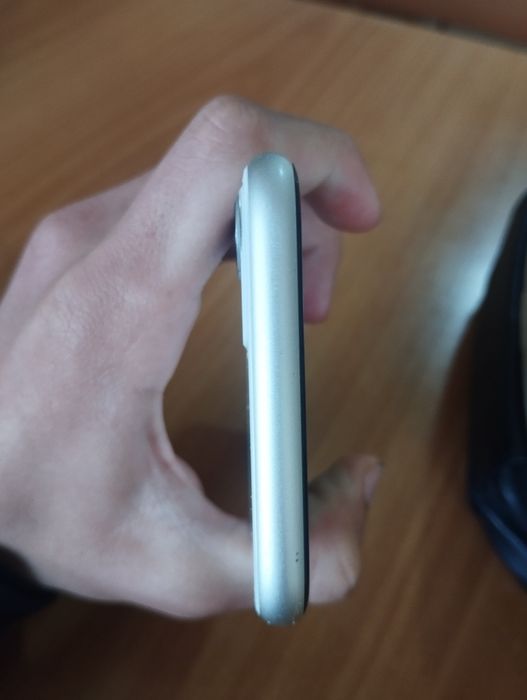 Iphone 11 ideal xolatda