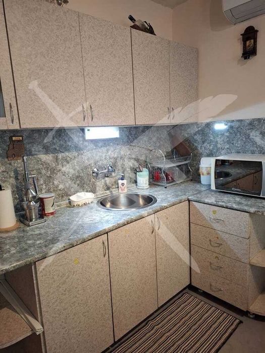 Дава се под наем Тристаен апартамент в Стара Загора, Център - 63 кв.м за 113960 € - Снимка #2