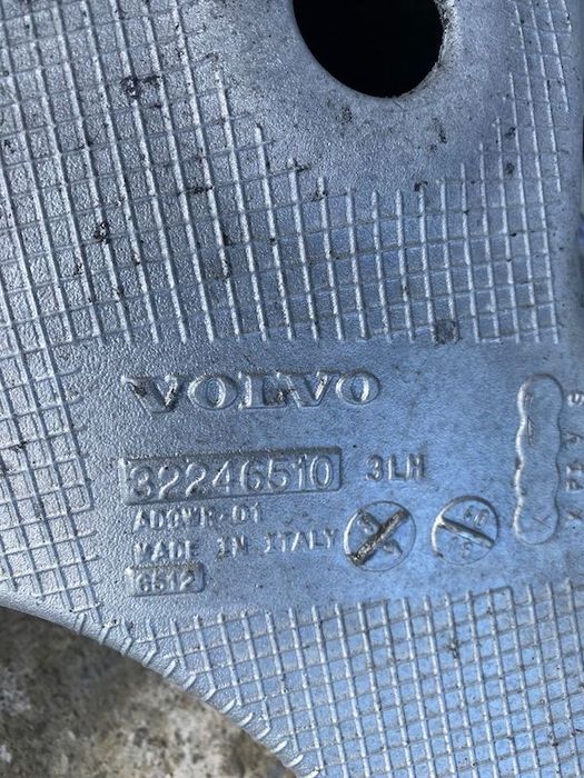 Brat Stanga Spate Volvo XC60 XC90 32246510
