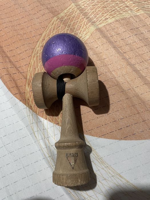 Kendama,vand si separat