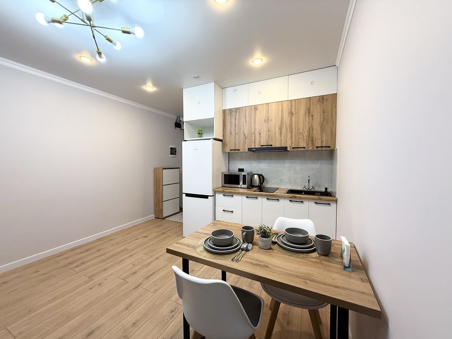 Сдается студия почасам мкр Шугыла 1-ком.