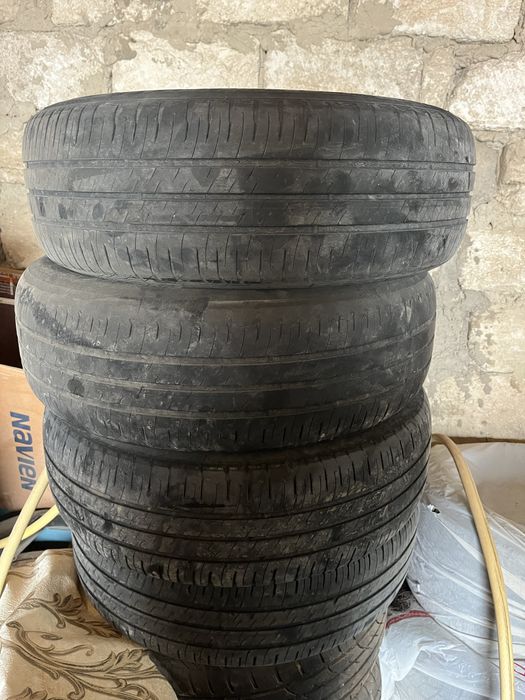 Бу покрышка летний R15