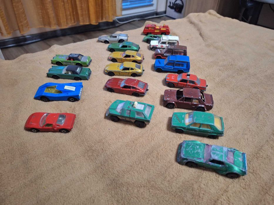 Ретро колички пет броя