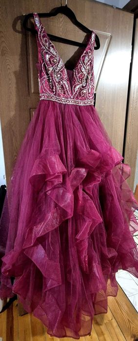 Продавам бална рокля!