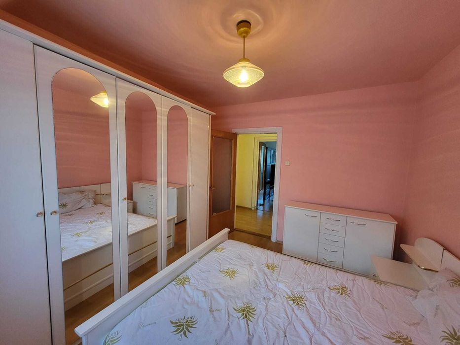Ap 3 camere, 2 bai, decomandat, Sibiu, Str Uzinei, et 4