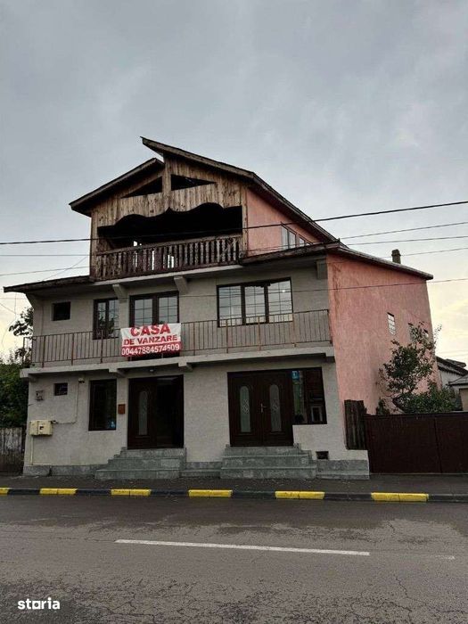 Casă de vânzare