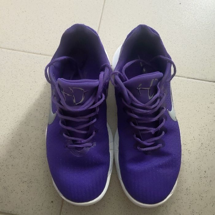 Nike hyperdunk баскетболные и волейболные кроссовки