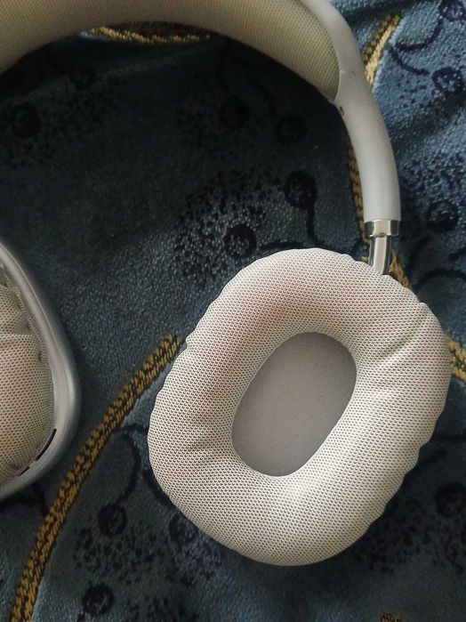 продам наушники hoco беспроводные