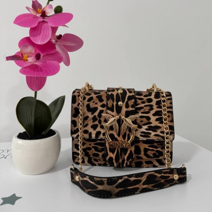 Gentuțe dama diferite modele