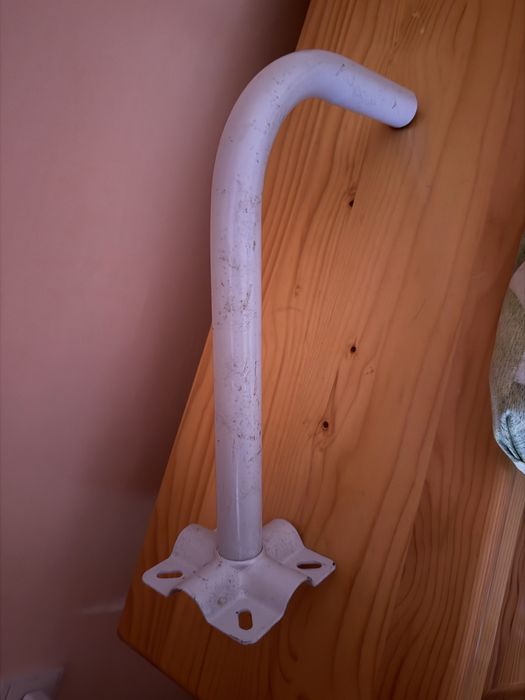 Стойка за сателит, 4 евро