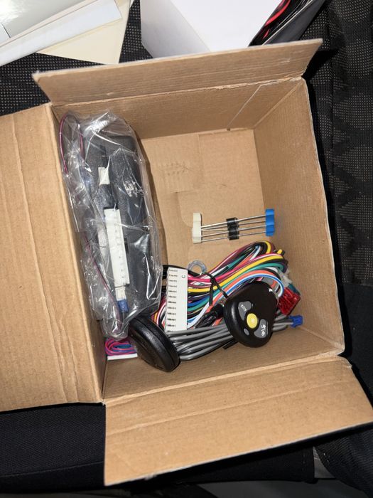 Vand alarma originala Dacia