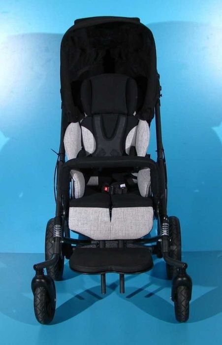 Carucior pentru copii cu dizabilitati Hoggi Bingo Evolution