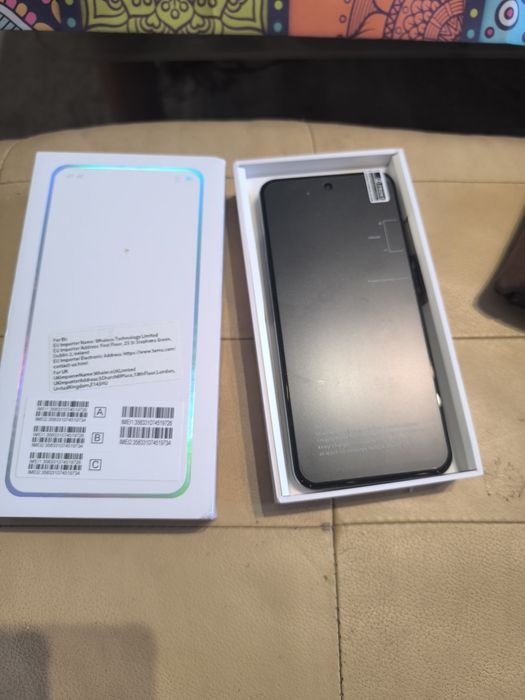 Подходящ за възрастни с големи цифри и екран