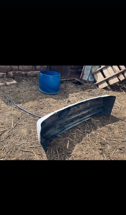 Бампер заднии ваз 2110