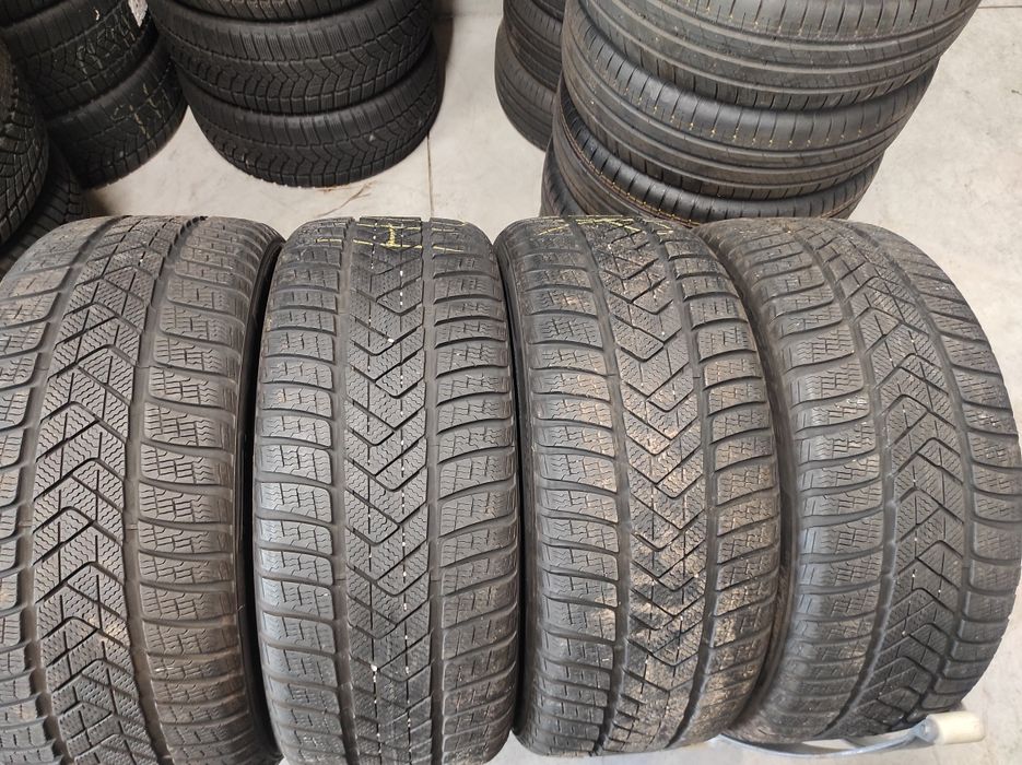 235/40/19 Pirelli