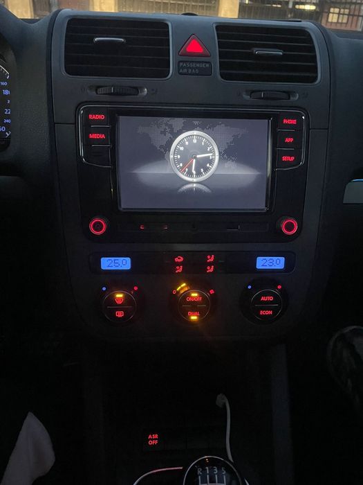 Golf 5 2.0 tdi 2007 în stare buna de funcționare