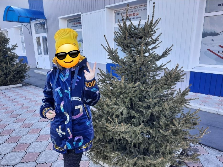 Осенняя,девочковая,152 рост куртка